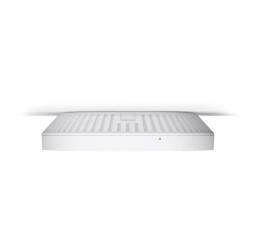 Точка доступа TP-Link Omada EAP650